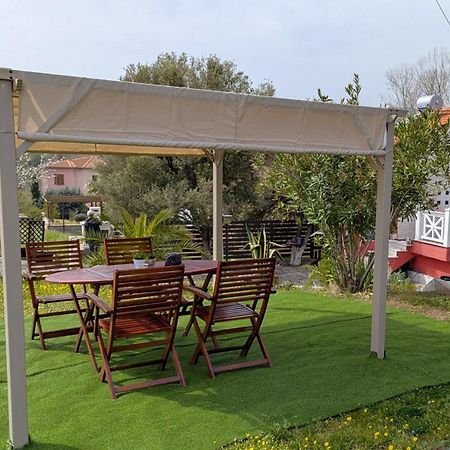 Vanna'S Holiday House อิเอริสโซส ภายนอก รูปภาพ