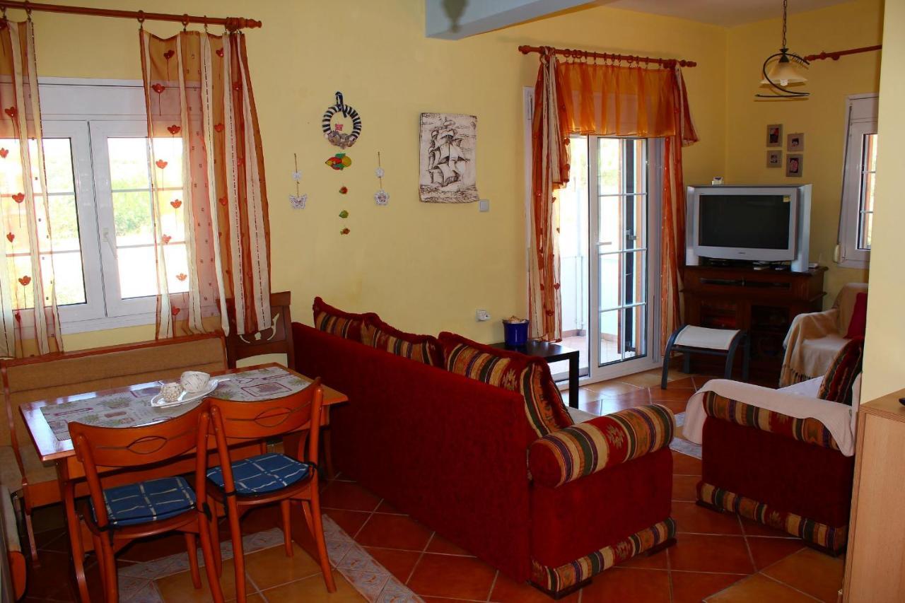 Vanna'S Holiday House อิเอริสโซส ภายนอก รูปภาพ